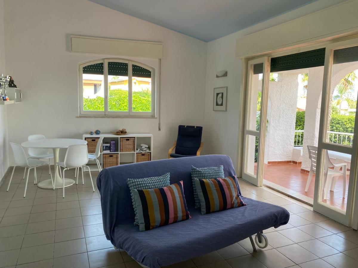 Villa Titti Residence La Bussola Fontane Bianche Eksteriør billede